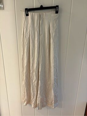 Cream Satin-Look wide leg oants